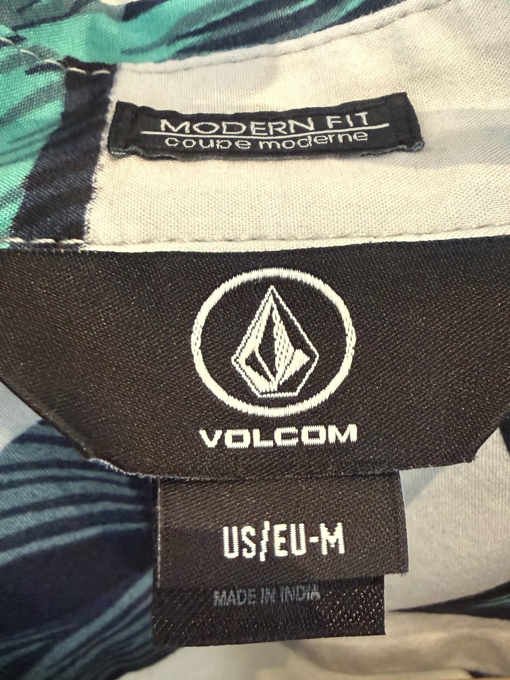 Volcom Men’s Short-Sleeve Floral Button-Up Shirt - Off White-Grey | Teal & Black - Picture 5 of 6